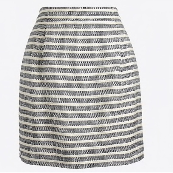 J. Crew Dresses & Skirts - J. crew basket woven navy & cream mini skirt NWT